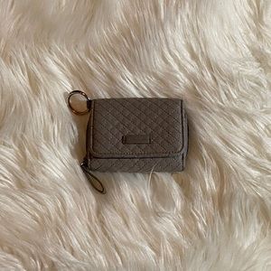 VERA BRADLEY || wallet with keyring